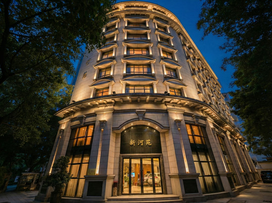新河苑酒店(广州太古汇体育中心店)