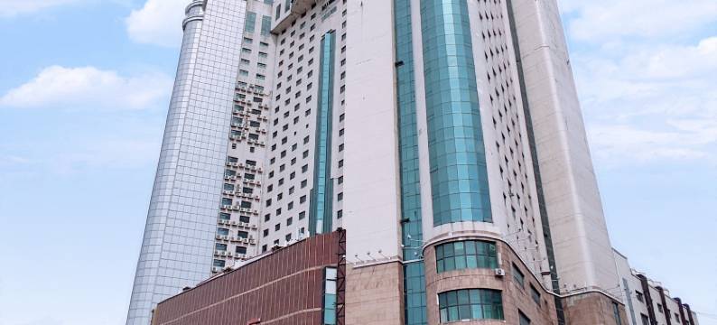 哈尔滨昆仑大酒店(中央大街哈尔滨火车站店)图片