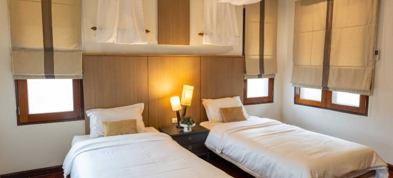 Premium Villa Baan Kinlom Chomlay图片