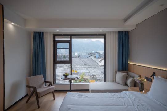 唯品·漫居酒店(张家界国家森林公园标志门店)图片