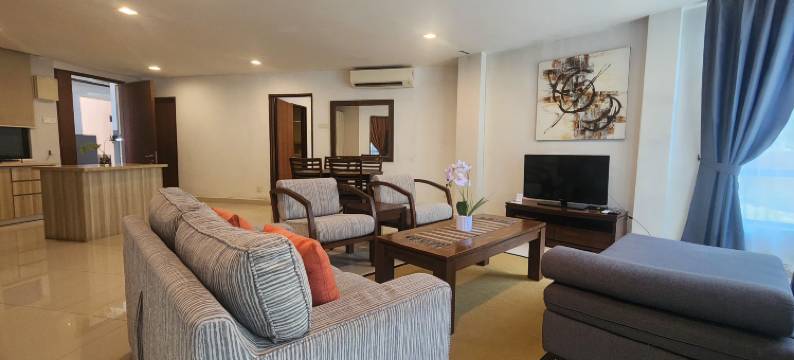 三苏利亚海滩套房公寓(SAMSURIA BEACH SUITE APARTMENTS)图片