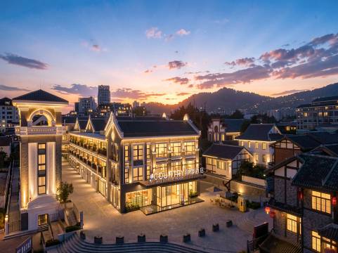 hotel overview picture