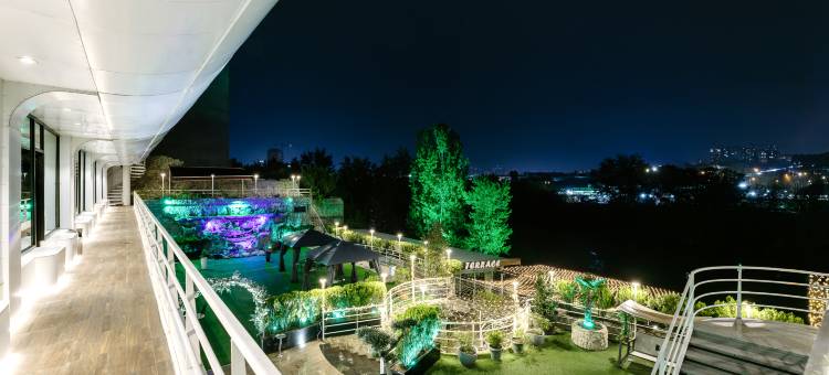 克鲁斯酒店(Cruise Hotel)图片
