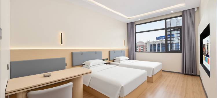 梦栖酒店(安顺黄果树大街大润发店)图片