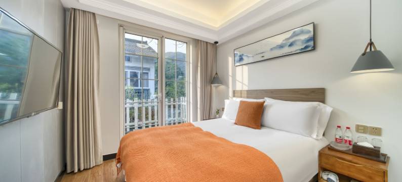 杭州山霞酒店(灵一弘店)图片