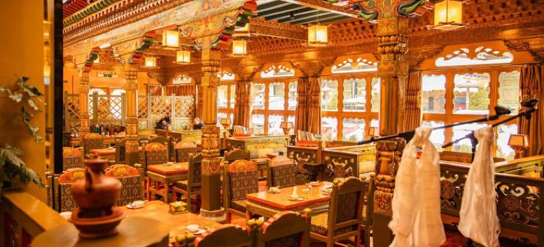 拉萨吉祥宝马酒店(八廓街店)图片