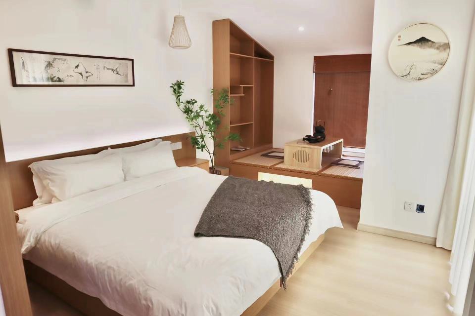 Mei  Ling  Shan  Jun Over view