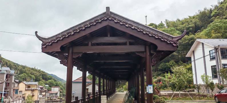 爱丽琚源山居图片