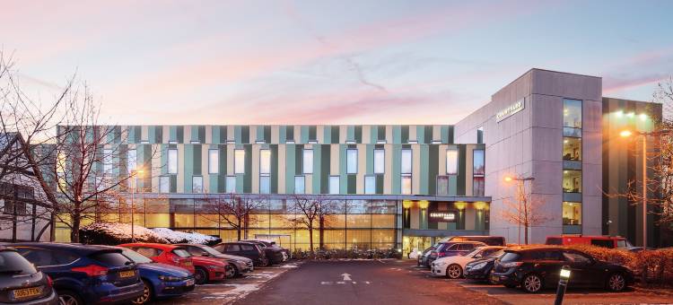 伦敦盖特威克机场万怡酒店(Courtyard London Gatwick Airport)图片