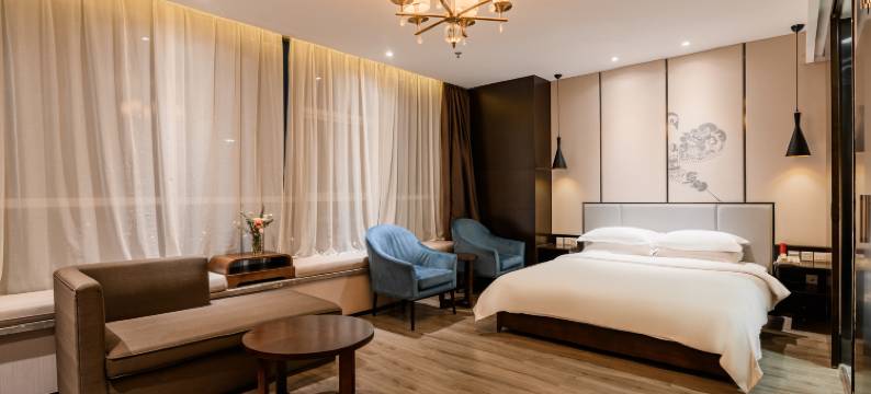 华亚国际酒店(潍坊高铁北站店)图片