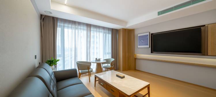 湖畔四季酒店(银川悠阅城店)图片