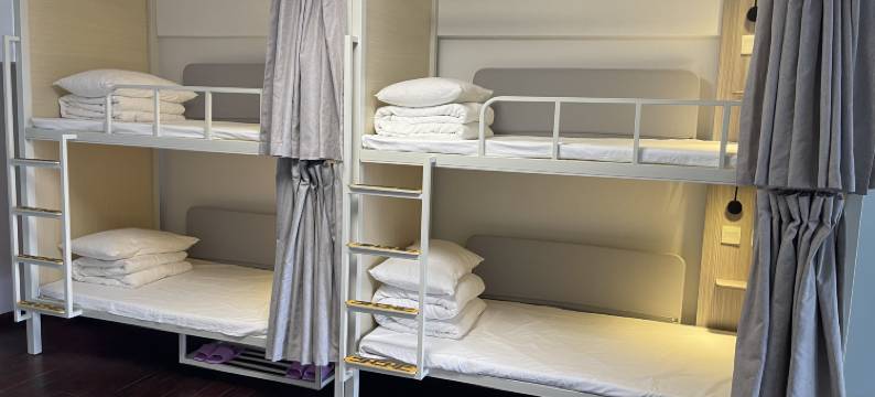 合肥胜头龙狮青年旅舍(淮河路步行街店)图片