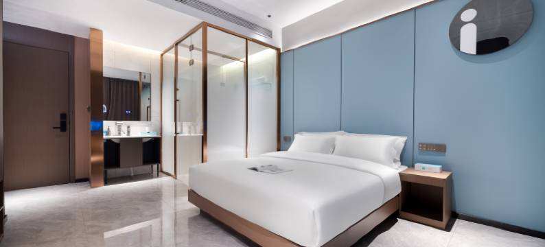 爱电竞酒店(武汉汉口火车站唐家墩地铁站店)图片