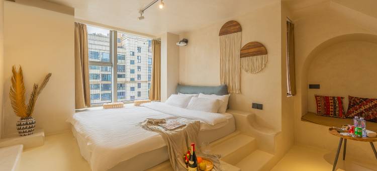 自贡DH设计民宿(华商国际城店)图片