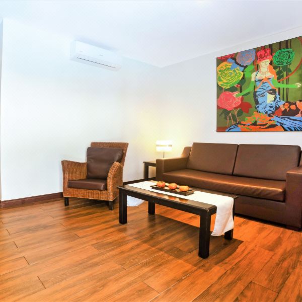 美利登庭院酒店(Court Meridian Hotel & Suites)图片