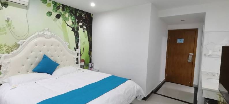 Xbed希酒店(长沙泉塘电力职院店)图片