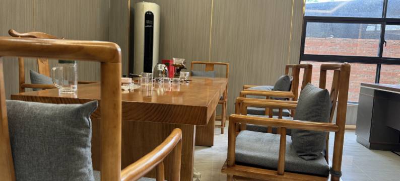 乐东贝易酒店(佛罗店)图片