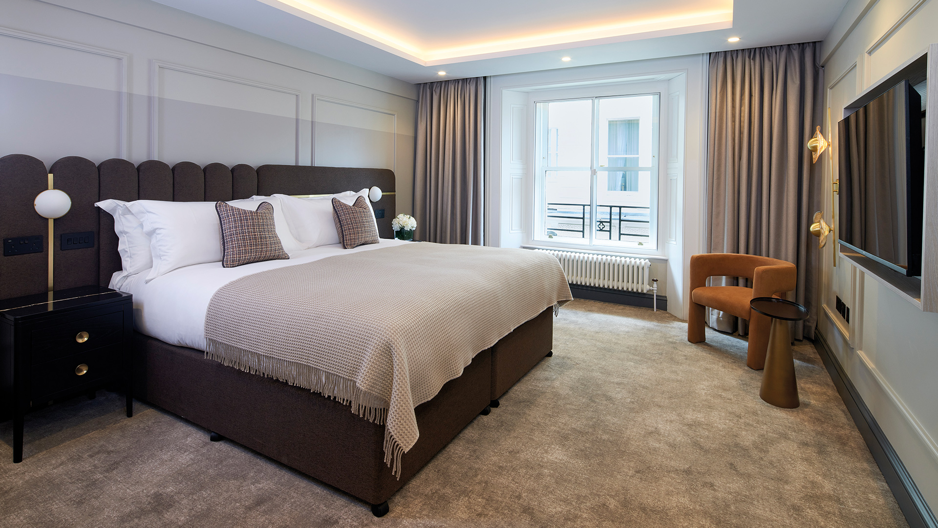 Cheval Hyde Park Gate Hotel Overview