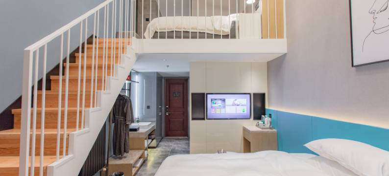 BED KING床王睡眠酒店(郑州经开广场地铁站店)图片