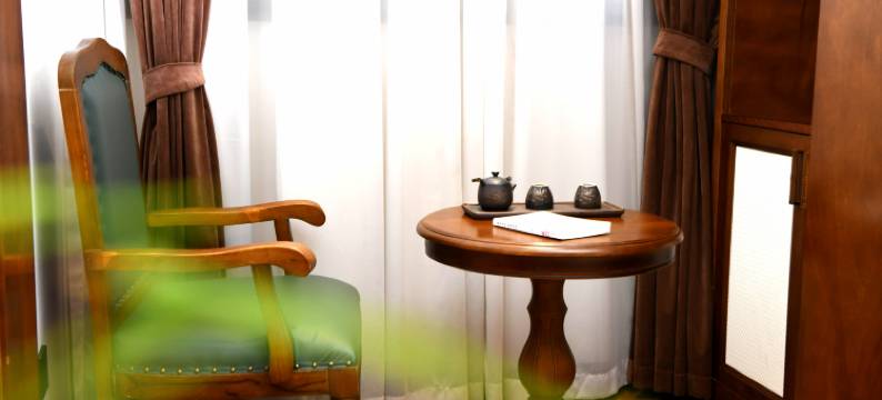 顺城212轻奢酒店(乐山张公桥美食街店)图片