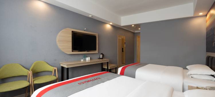 九重天酒店(石门梯云东路店)图片