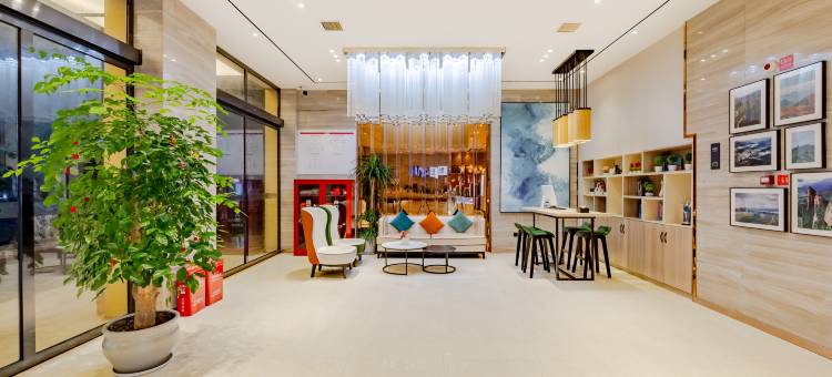 城市便捷酒店(赣州经开区万达广场店)图片