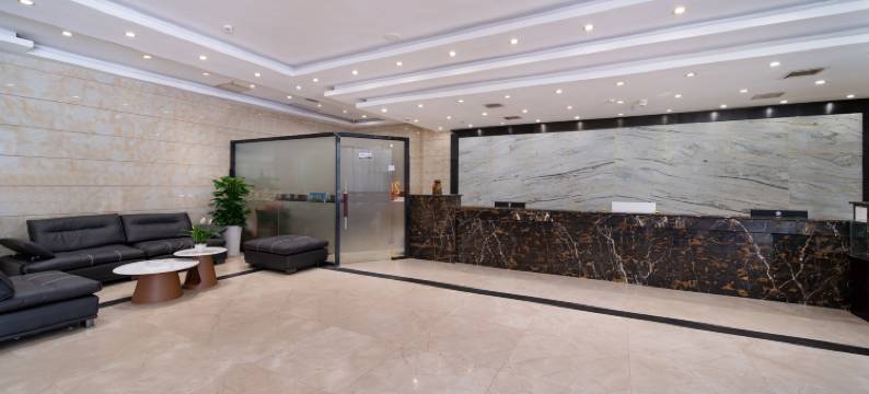 安顺宝山酒店(西秀区新天地美食街店)图片