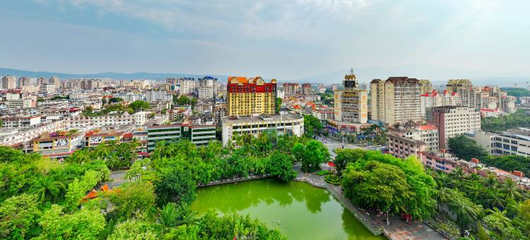 景逸澜园·Life轻奢美宿(西双版纳景洪孔雀湖店)图片