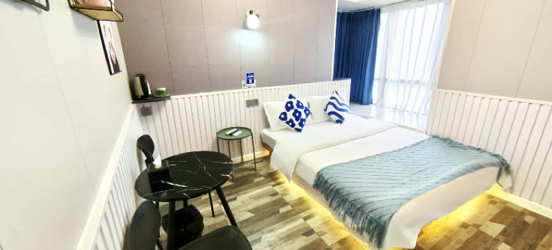 白盒子公寓(成都东站东广场店)图片