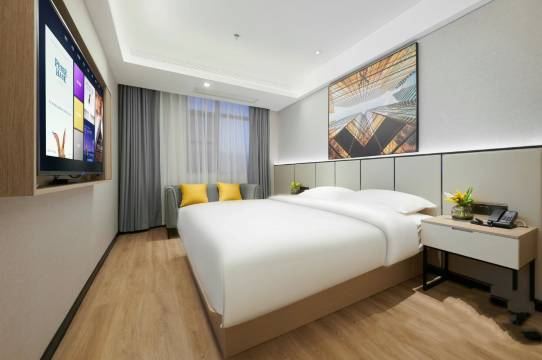 哈啰轻酒店(武汉汉口火车站常码头地铁站店)