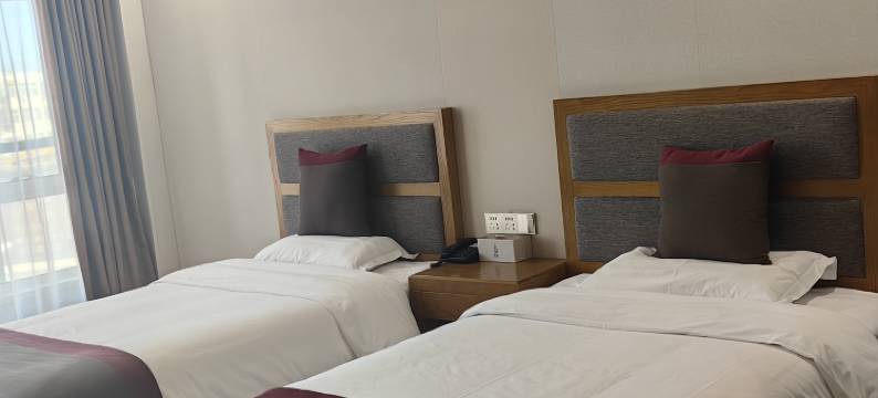 察右中旗景普岳庭酒店图片