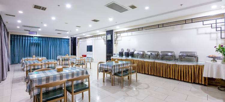 岸希酒店(石家庄中储广场市庄地铁站店)图片