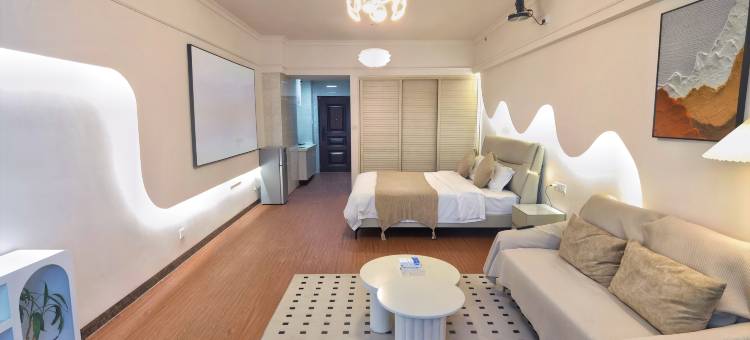 湘悦青柠私影公寓(五岭广场店)图片