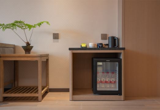 Phoenix Hotel Yuesen Hotel Overview