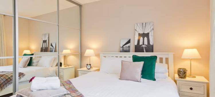 布罗克豪斯套房酒店(Broc House Suites)图片