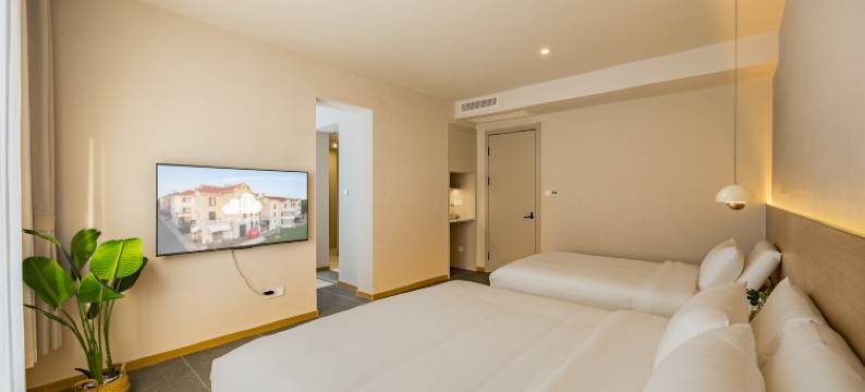 云漫酒店(火炬八街国际海水浴场店)图片