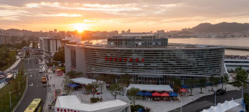 欧莱星迪度假酒店(刘公岛侨乡码头店)图片