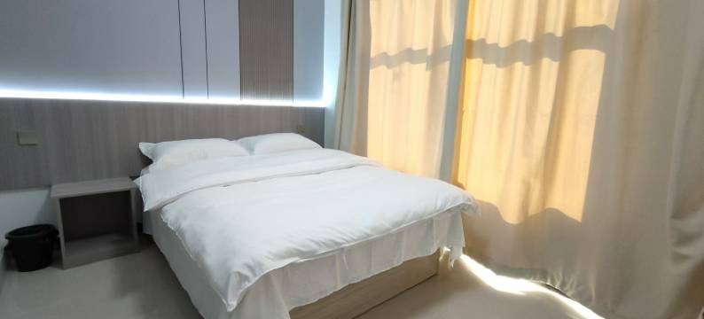 霞光酒店(商丘南站店)图片