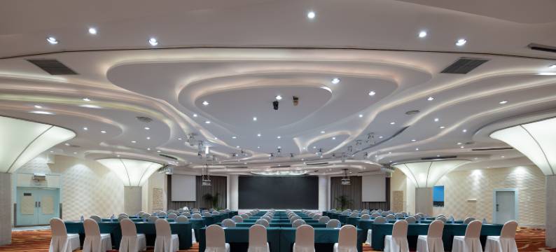 宝华海景大酒店(海口国贸中心万绿园店)图片