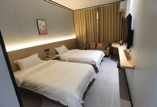 御龙湾商务酒店