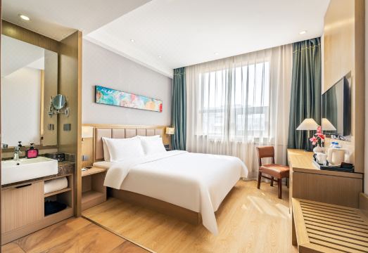 Homeinn Superior Yun Hotel (Beijing Qianmen) Hotel Overview