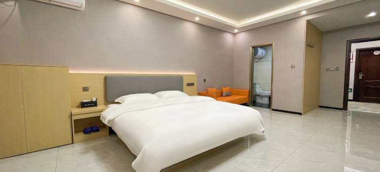 名成商务宾馆(汽开区二实验学校一汽店)图片