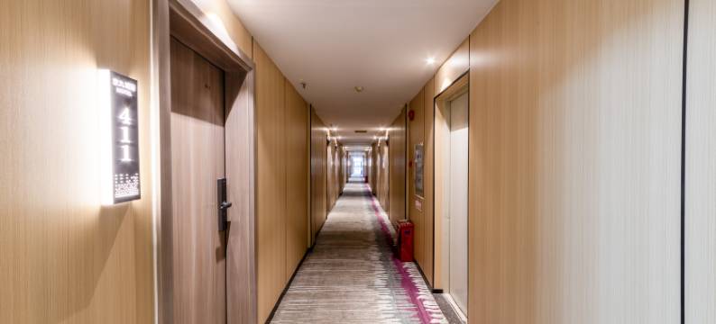 京九国际酒店(东莞东站常平火车站店)图片