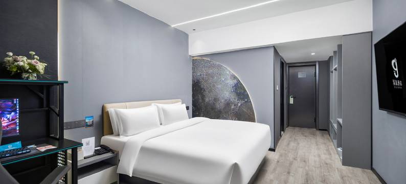 CJ潮际电竞酒店(西安南稍门地铁站店)图片