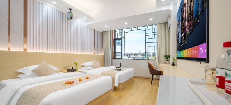 弥勒明兴优选酒店(湖泉生态园店)图片