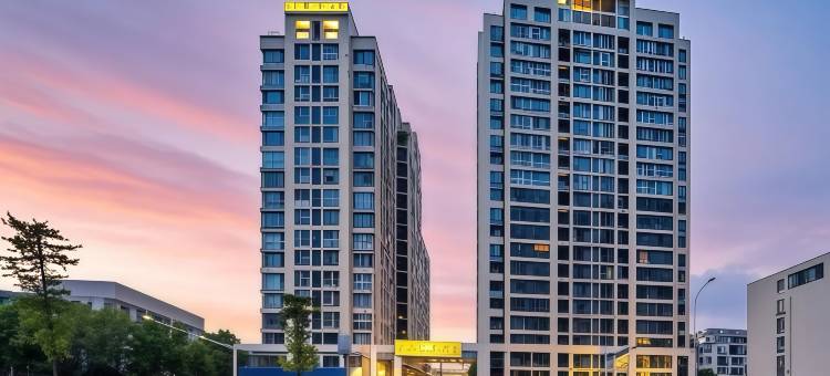 斯维登精品公寓(金沙滩度假区丁家河地铁站店)图片