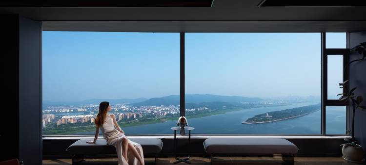 FunGee X 欢致江景酒店(长沙湘江中路恰同学少年广场店)图片