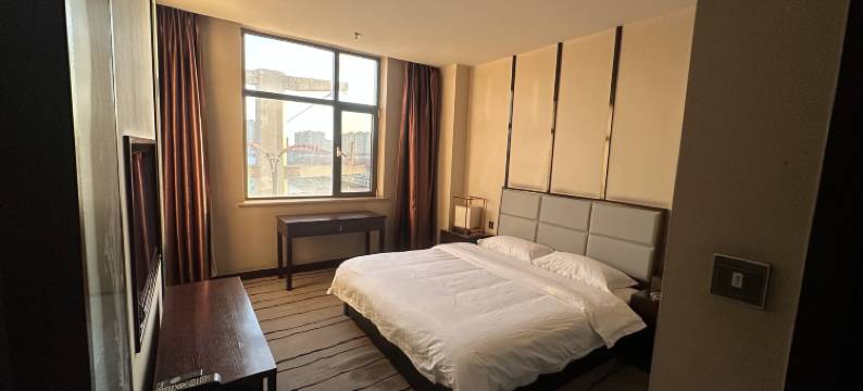 金港湾酒店(任丘渤海东路火车站店)图片