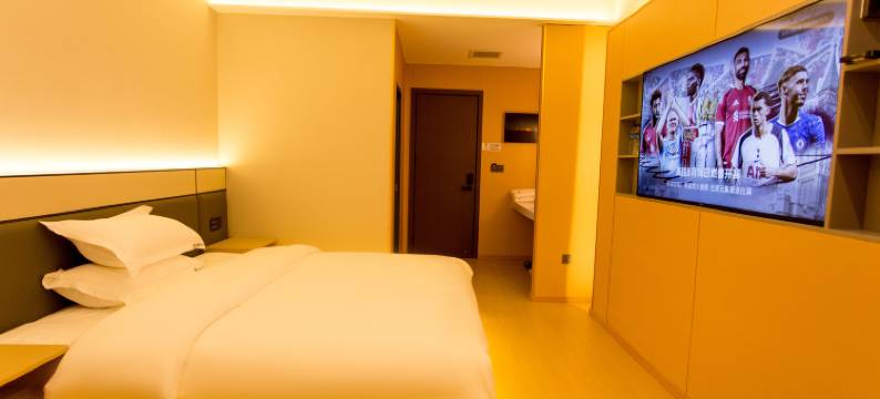 禾子酒店(朱提文化公园店)图片