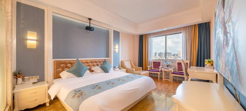 小太阳大酒店(广西大学南宁火车站店)图片